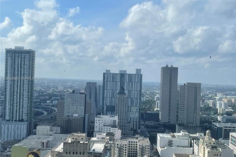 Condominio en venta en Miami, Florida, 1 dormitorio, 78.5 m2 № 2034280 - foto 3