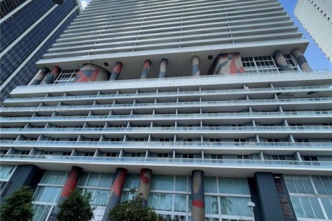 Condominio en venta en Miami, Florida, 1 dormitorio, 78.5 m2 № 2034280 - foto 30
