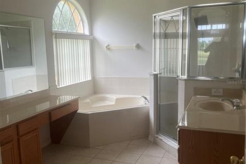 Casa en venta en Kissimmee, Florida, 3 dormitorios, 223.43 m2 № 1916967 - foto 13
