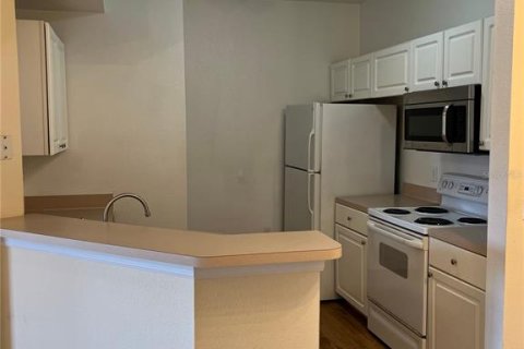 Copropriété à louer à Orlando, Floride: 1 chambre, 65.87 m2 № 2419047 - photo 2
