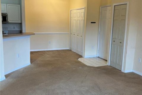 Copropriété à louer à Orlando, Floride: 1 chambre, 65.87 m2 № 2419047 - photo 4