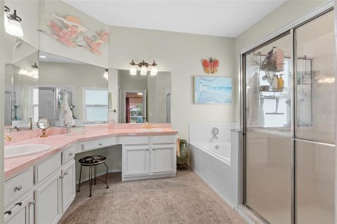 Villa ou maison à vendre à Bradenton, Floride: 3 chambres, 174.75 m2 № 2143298 - photo 9