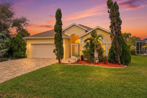 Villa ou maison à Bradenton, Floride 3 chambres, 174.75 m2 № 2143298