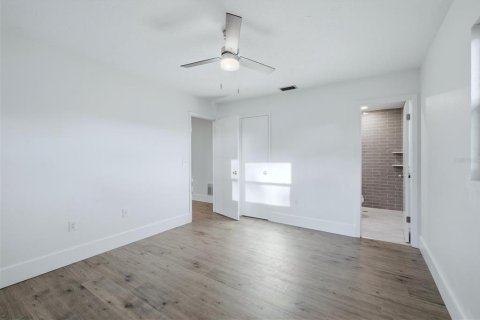 Condo in Bradenton, Florida, 2 bedrooms  № 2233994 - photo 22