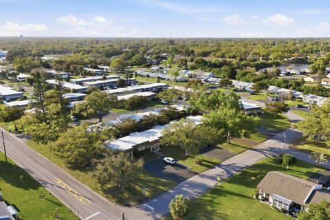 Condo in Bradenton, Florida, 2 bedrooms  № 2233994 - photo 4