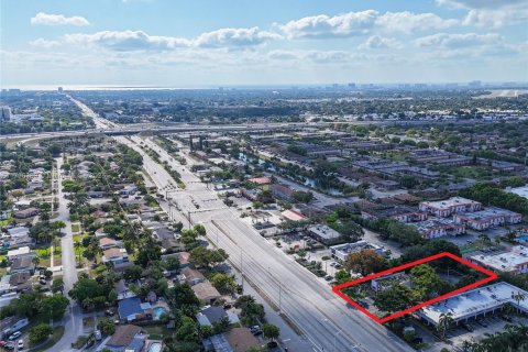 Immobilier commercial à vendre à Pompano Beach, Floride № 1959104 - photo 3