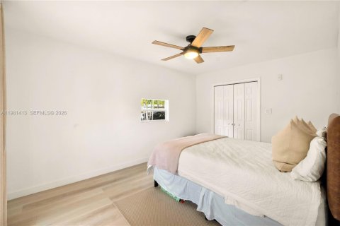 Casa en venta en Fort Lauderdale, Florida, 3 dormitorios, 155.52 m2 № 2052122 - foto 23