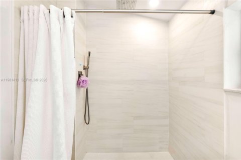 Casa en venta en Fort Lauderdale, Florida, 3 dormitorios, 155.52 m2 № 2052122 - foto 19