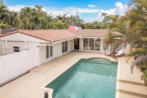 Casa en venta en Fort Lauderdale, Florida, 3 dormitorios, 155.52 m2 № 2052122 - foto 27