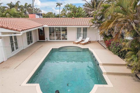 Casa en venta en Fort Lauderdale, Florida, 3 dormitorios, 155.52 m2 № 2052122 - foto 29