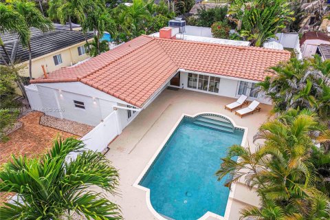Casa en venta en Fort Lauderdale, Florida, 3 dormitorios, 155.52 m2 № 2052122 - foto 3