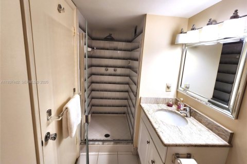 Снять в аренду кондоминиум в Дирфилд-Бич, Флорида 2 спальни, 111.48м2, № 1995340 - фото 15