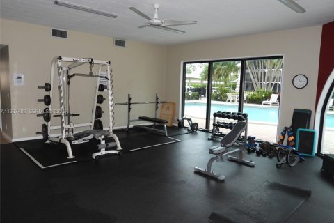 Снять в аренду кондоминиум в Дирфилд-Бич, Флорида 2 спальни, 111.48м2, № 1995340 - фото 25