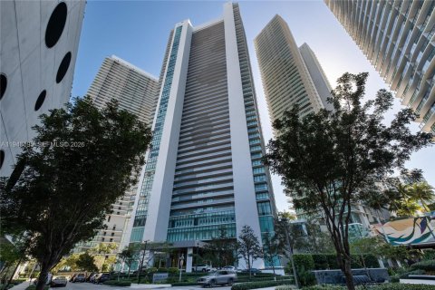 Condo in Miami, Florida, 2 bedrooms № 2152993 - photo 28