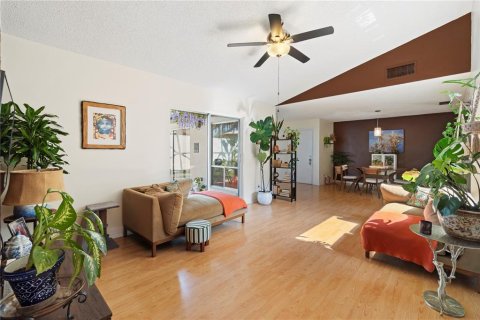 Condo in Orlando, Florida, 3 bedrooms  № 1810666 - photo 8