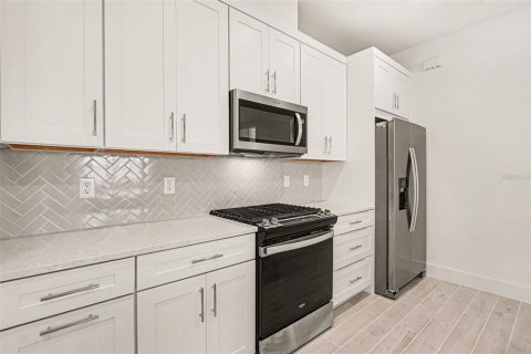 Villa ou maison à louer à Punta Gorda, Floride: 2 chambres, 140.75 m2 № 2109969 - photo 5