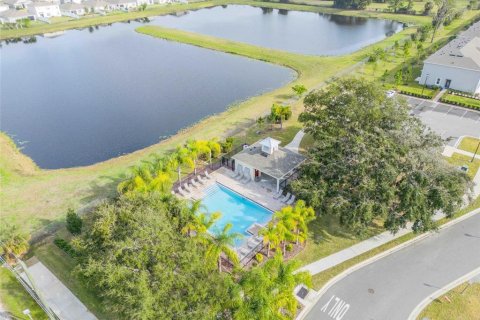 Townhouse in Edgewater, Florida 3 bedrooms, 155.24 sq.m. № 2104675 - photo 26