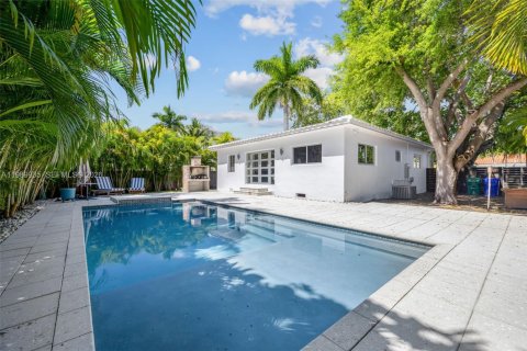Casa en venta en Miami, Florida, 2 dormitorios, 97.83 m2 № 2057806 - foto 25