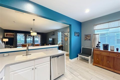 Touwnhouse à vendre à Orlando, Floride: 3 chambres, 159.79 m2 № 1910540 - photo 8