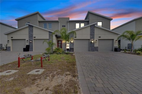 Copropriété à vendre à Davenport, Floride: 3 chambres, 166.11 m2 № 2398836 - photo 3