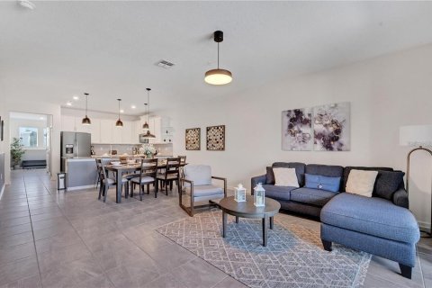 Copropriété à vendre à Davenport, Floride: 3 chambres, 166.11 m2 № 2398836 - photo 13