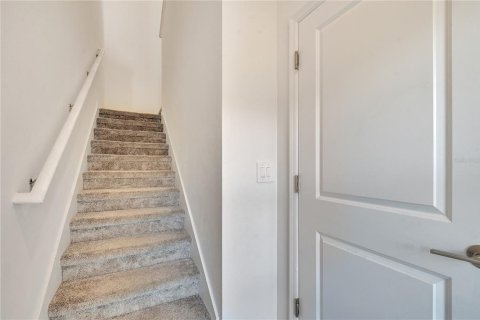 Copropriété à vendre à Davenport, Floride: 3 chambres, 166.11 m2 № 2398836 - photo 5