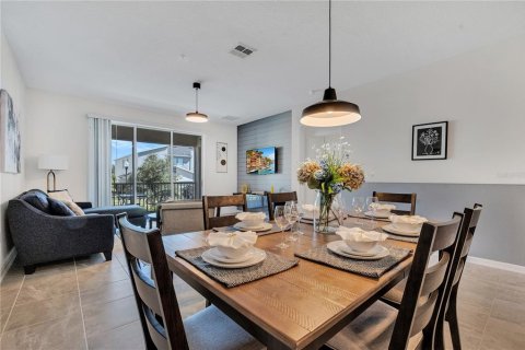 Copropriété à vendre à Davenport, Floride: 3 chambres, 166.11 m2 № 2398836 - photo 11