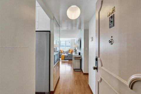 Copropriété à vendre à Hallandale Beach, Floride: 2 chambres, 126.35 m2 № 1920705 - photo 8