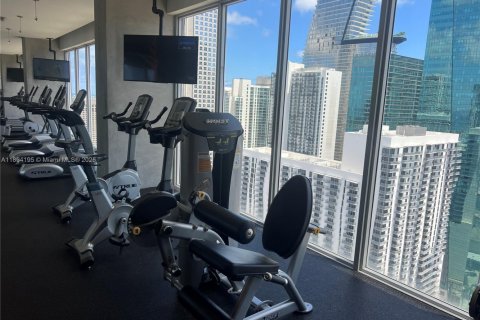 Condo in Miami, Florida, 1 bedroom  № 1945908 - photo 9