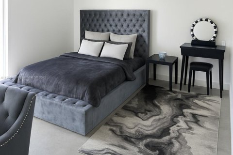 Condo in Miami, Florida, 1 bedroom  № 1945908 - photo 1