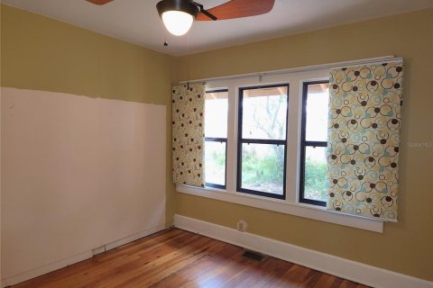 House in Leesburg, Florida 4 bedrooms, 201.41 sq.m. № 1681232 - photo 16