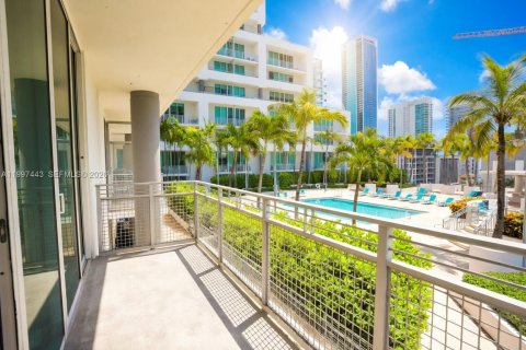 Condo in Miami, Florida, 2 bedrooms  № 2059301 - photo 22