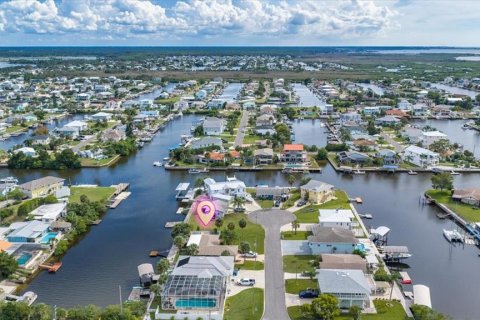 Land in Hernando Beach, Florida № 2384302 - photo 11