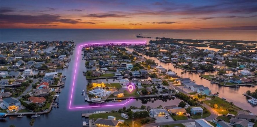 Land in Hernando Beach, Florida № 2384302