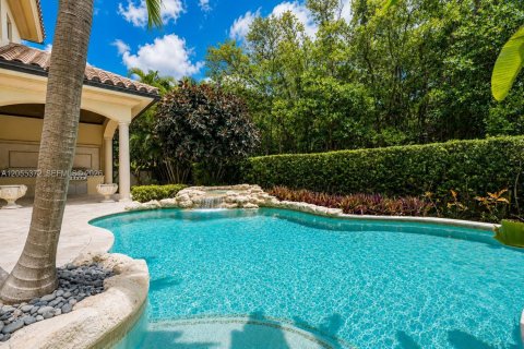 House in Highland Beach, Florida 4 bedrooms, 419.27 sq.m. № 2254724 - photo 9