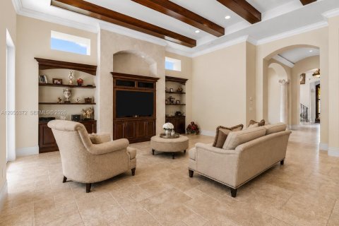 House in Highland Beach, Florida 4 bedrooms, 419.27 sq.m. № 2254724 - photo 19