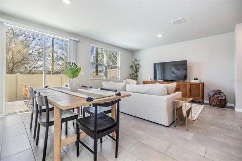 Touwnhouse à vendre à Brandon, Floride: 3 chambres, 141.68 m2 № 1577163 - photo 5