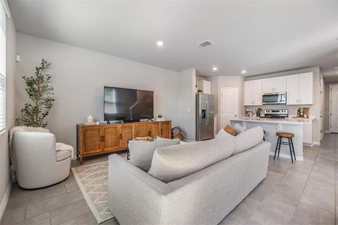 Touwnhouse à vendre à Brandon, Floride: 3 chambres, 141.68 m2 № 1577163 - photo 4