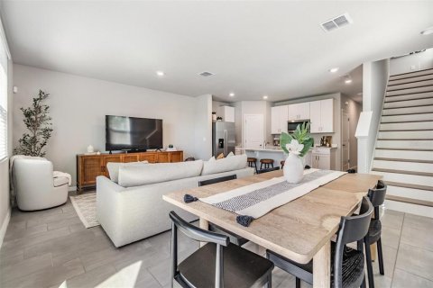Touwnhouse à vendre à Brandon, Floride: 3 chambres, 141.68 m2 № 1577163 - photo 8