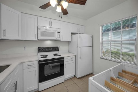 Copropriété à vendre à Palm Harbor, Floride: 1 chambre, 59.09 m2 № 1901453 - photo 16