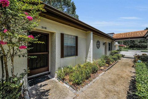 Copropriété à vendre à Palm Harbor, Floride: 1 chambre, 59.09 m2 № 1901453 - photo 1