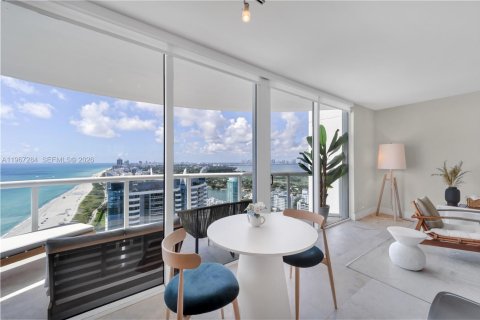 Condominio en venta en Miami Beach, Florida, 2 dormitorios, 106.93 m2 № 2029125 - foto 13