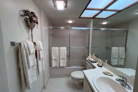 Condo in Boynton Beach, Florida, 2 bedrooms  № 2188467 - photo 28