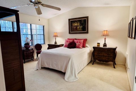 Condo in Boynton Beach, Florida, 2 bedrooms  № 2188467 - photo 21