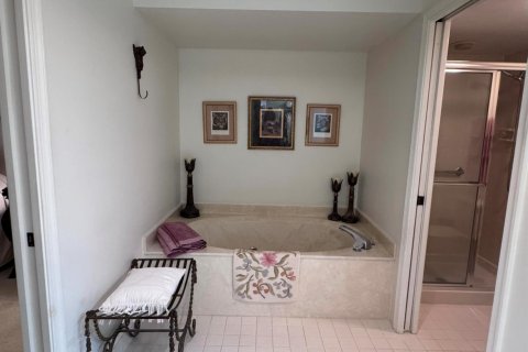 Condo in Boynton Beach, Florida, 2 bedrooms  № 2188467 - photo 25