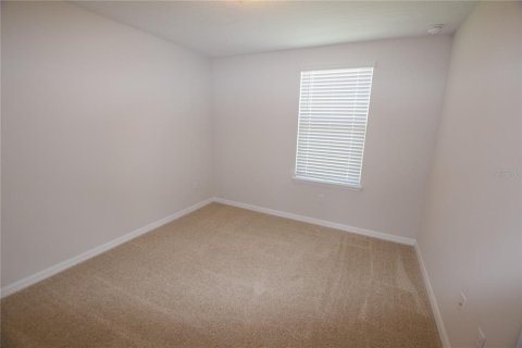 Townhouse in Winter Garden, Florida 3 bedrooms, 145.58 sq.m. № 2218078 - photo 15