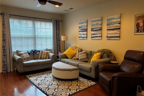 Townhouse in New Port Richey, Florida 3 bedrooms, 158.86 sq.m. № 2273192 - photo 19