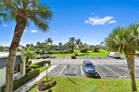Condo in Lake Worth, Florida, 3 bedrooms  № 2081591 - photo 27