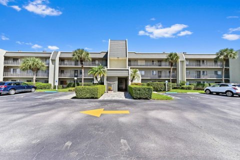 Condo in Lake Worth, Florida, 3 bedrooms № 2081591