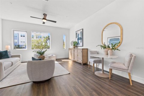 Adosado en venta en Saint Petersburg, Florida, 2 dormitorios, 172.52 m2 № 1630777 - foto 14